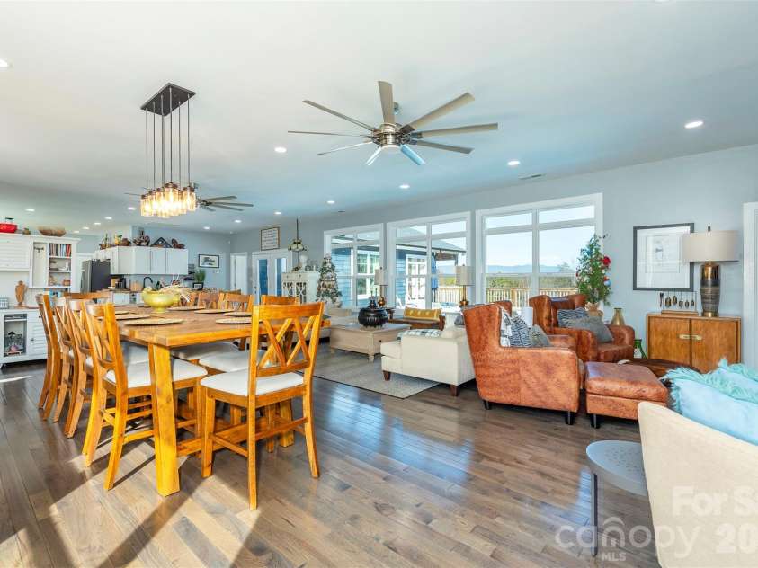 622 Rutherford Drive, Nebo, NC 28761.  MLS# CAR4346929, YatesRealty ID 7638. 