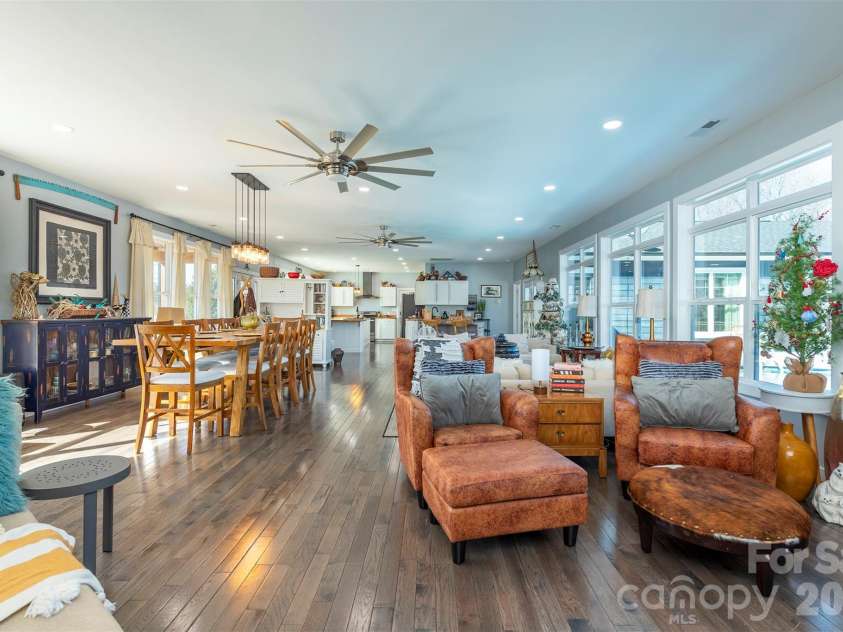 622 Rutherford Drive, Nebo, NC 28761.  MLS# CAR4346929, YatesRealty ID 7638. 
