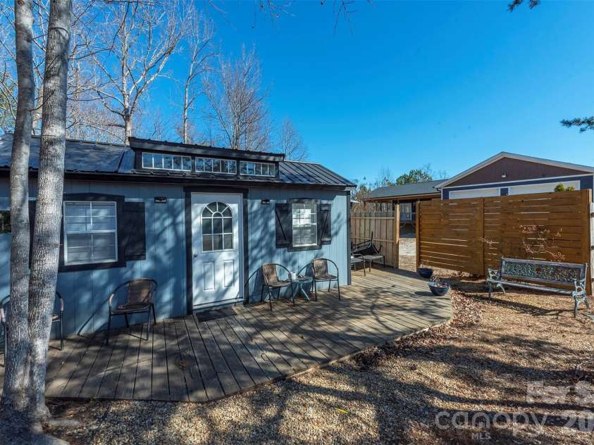 622 Rutherford Drive, Nebo, NC 28761.  MLS# CAR4346929, YatesRealty ID 7638. 