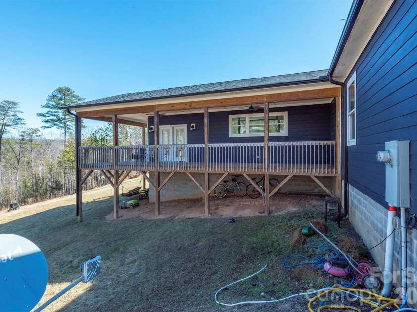 622 Rutherford Drive, Nebo, NC 28761.  MLS# CAR4346929, YatesRealty ID 7638. 