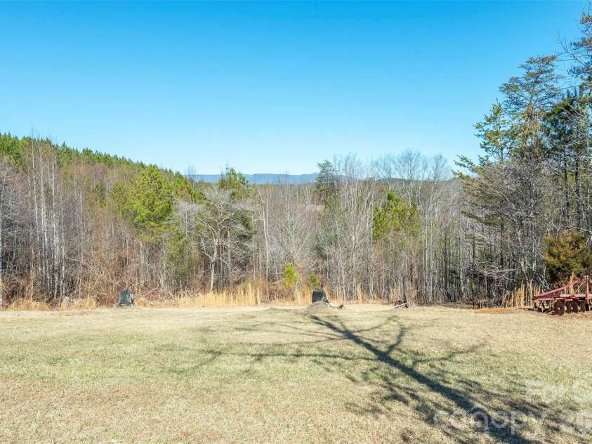 622 Rutherford Drive, Nebo, NC 28761.  MLS# CAR4346929, YatesRealty ID 7638. 