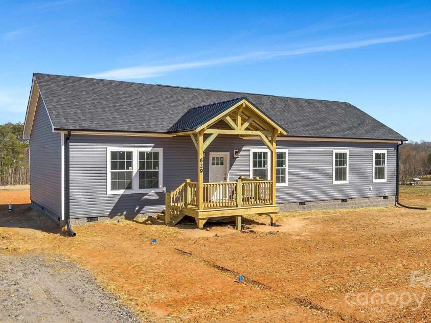 629 Mt. Wesley Church Road, Hiddenite, NC 28636.  MLS# CAR4241898, YatesRealty ID 7639. 