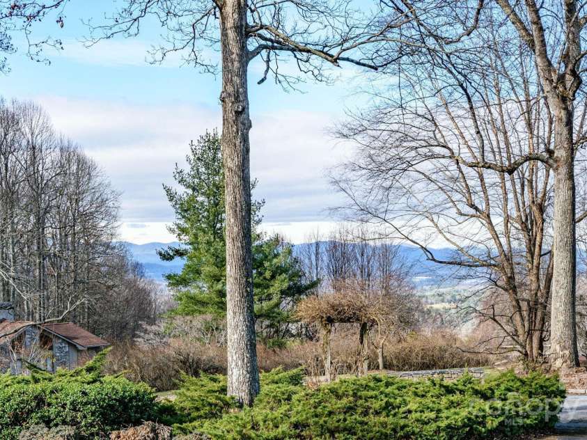 124 Sky Village Lane, Laurel Park, NC 28739.  MLS# CAR4207657, YatesRealty ID 7641. 