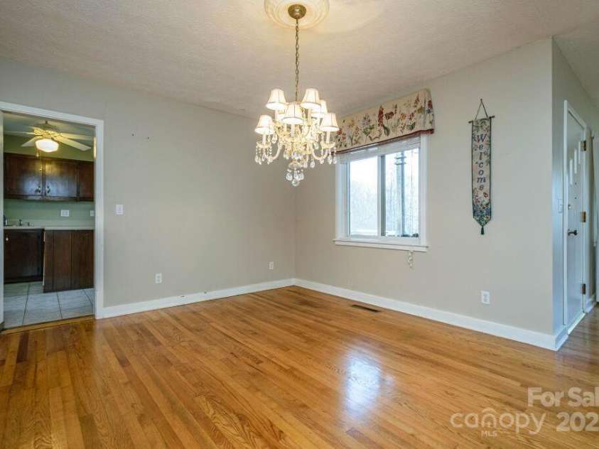 124 Sky Village Lane, Laurel Park, NC 28739.  MLS# CAR4207657, YatesRealty ID 7641. 