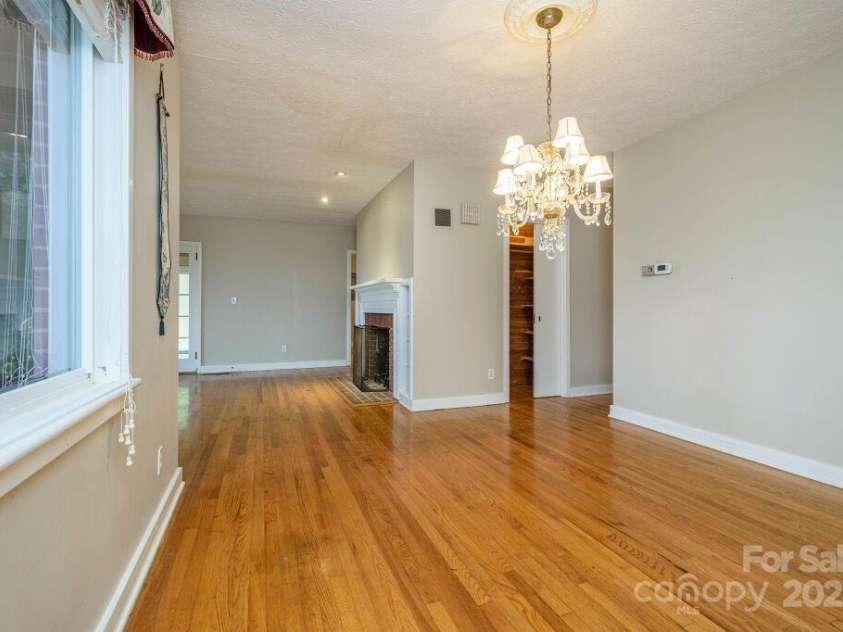 124 Sky Village Lane, Laurel Park, NC 28739.  MLS# CAR4207657, YatesRealty ID 7641. 