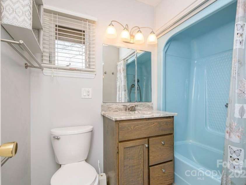 124 Sky Village Lane, Laurel Park, NC 28739.  MLS# CAR4207657, YatesRealty ID 7641. 