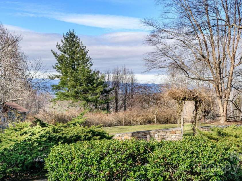 124 Sky Village Lane, Laurel Park, NC 28739.  MLS# CAR4207657, YatesRealty ID 7641. 