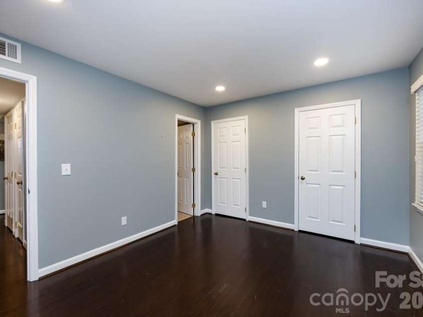 3929 Colony Crossing Drive, Charlotte, NC 28226.  MLS# CAR4349584, YatesRealty ID 7641. 2nd Bedroom 2