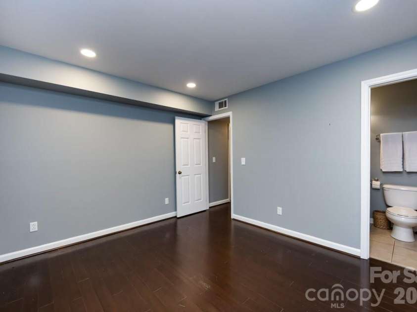 3929 Colony Crossing Drive, Charlotte, NC 28226.  MLS# CAR4349584, YatesRealty ID 7641. 2nd Bedroom3