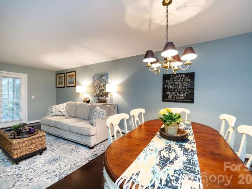 3929 Colony Crossing Drive, Charlotte, NC 28226.  MLS# CAR4349584, YatesRealty ID 7641. Dining Area 2