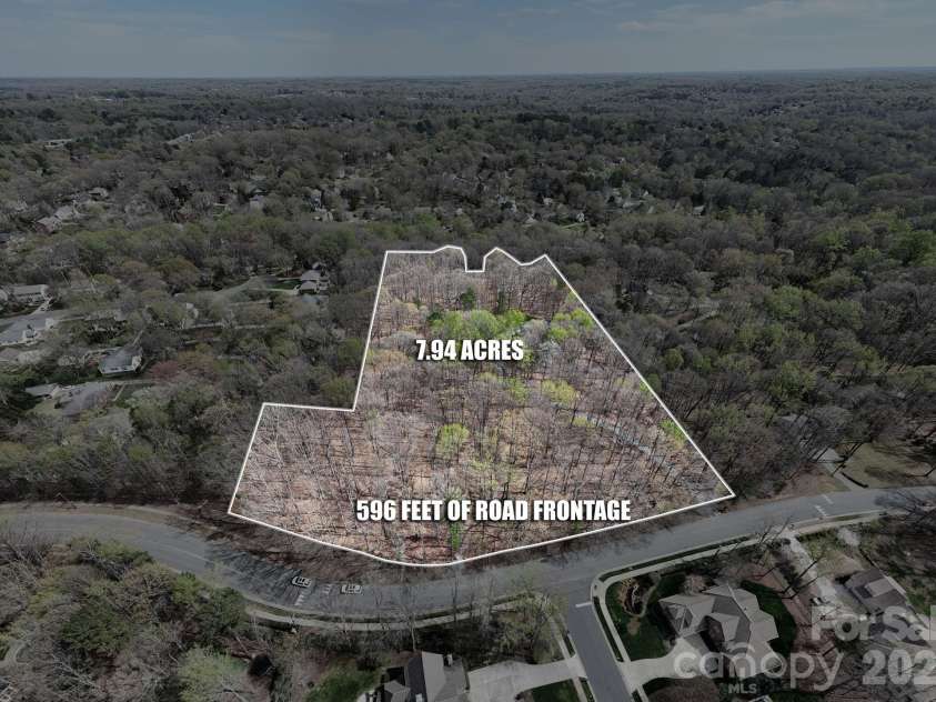 801 Reverdy Lane, Matthews, NC 28105.  MLS# CAR4360673, YatesRealty ID 7642. 
