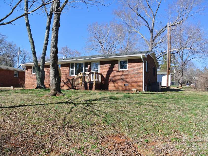 284 Brackett Road, Forest City, NC 28043.  MLS# CAR4223984, YatesRealty ID 7645. 