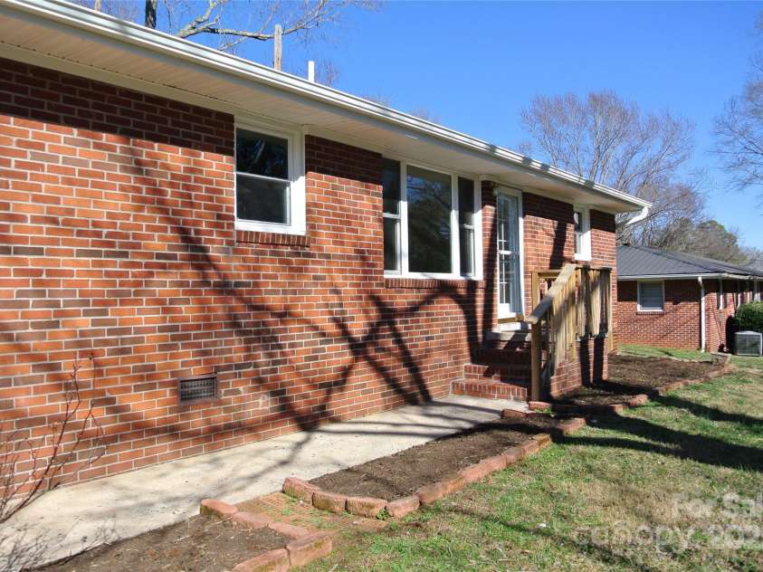 284 Brackett Road, Forest City, NC 28043.  MLS# CAR4223984, YatesRealty ID 7645. 