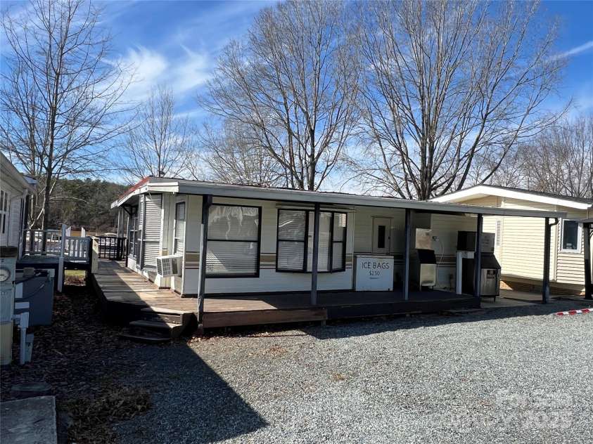 103 Dogwood Circle, New London, NC 28127.  MLS# CAR4224070, YatesRealty ID 7647. 