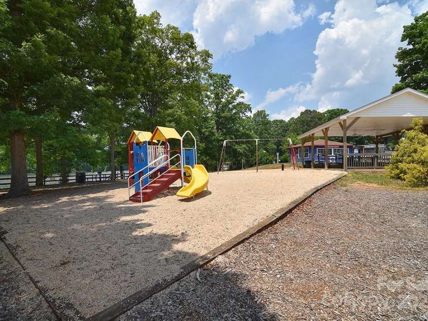 103 Dogwood Circle, New London, NC 28127.  MLS# CAR4224070, YatesRealty ID 7647. 