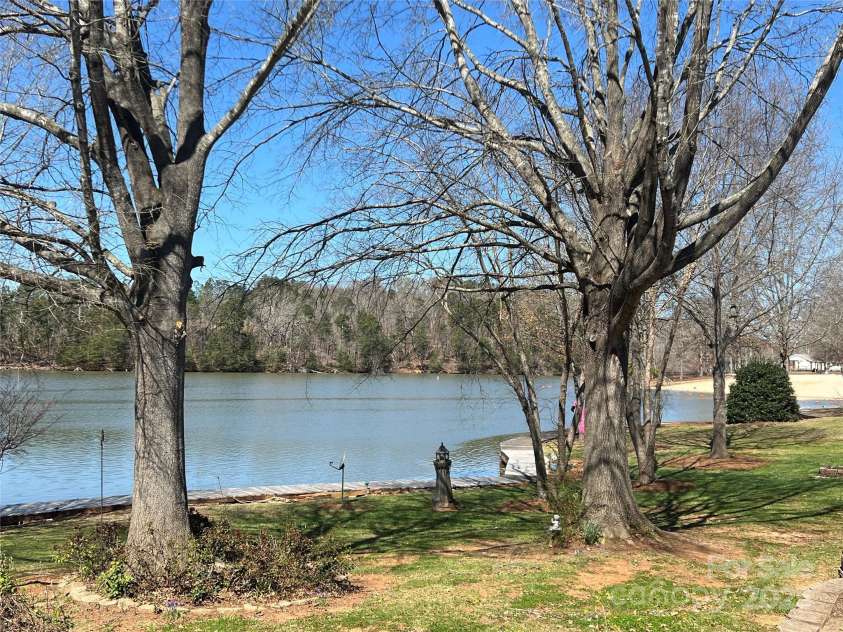 103 Dogwood Circle, New London, NC 28127.  MLS# CAR4224070, YatesRealty ID 7647. 