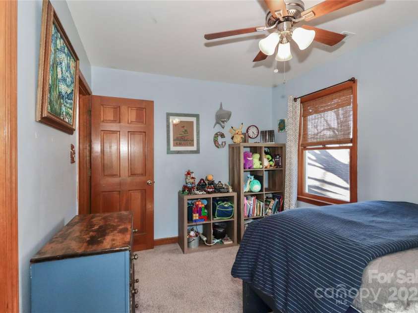 125 Little John Road, Statesville, NC 28625.  MLS# CAR4239716, YatesRealty ID 7648. 