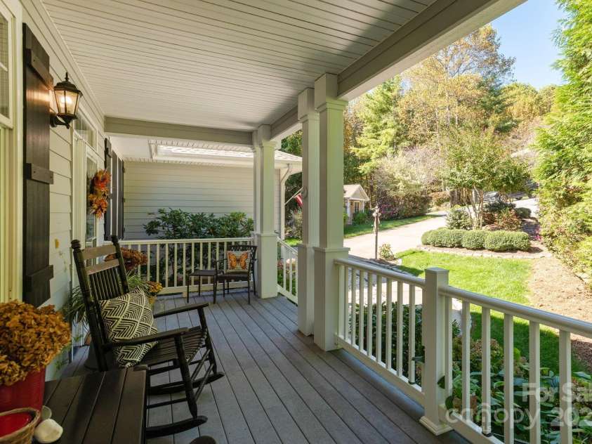 115 Chancery Court, Flat Rock, NC 28731.  MLS# CAR4317018, YatesRealty ID 765. 