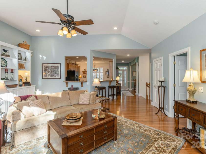 115 Chancery Court, Flat Rock, NC 28731.  MLS# CAR4317018, YatesRealty ID 765. 