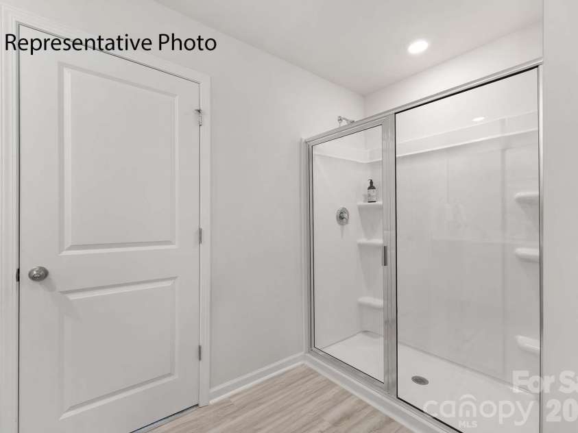 2800 Frances View Lane, Lincolnton, NC 28092.  MLS# CAR4402384, YatesRealty ID 7650. 