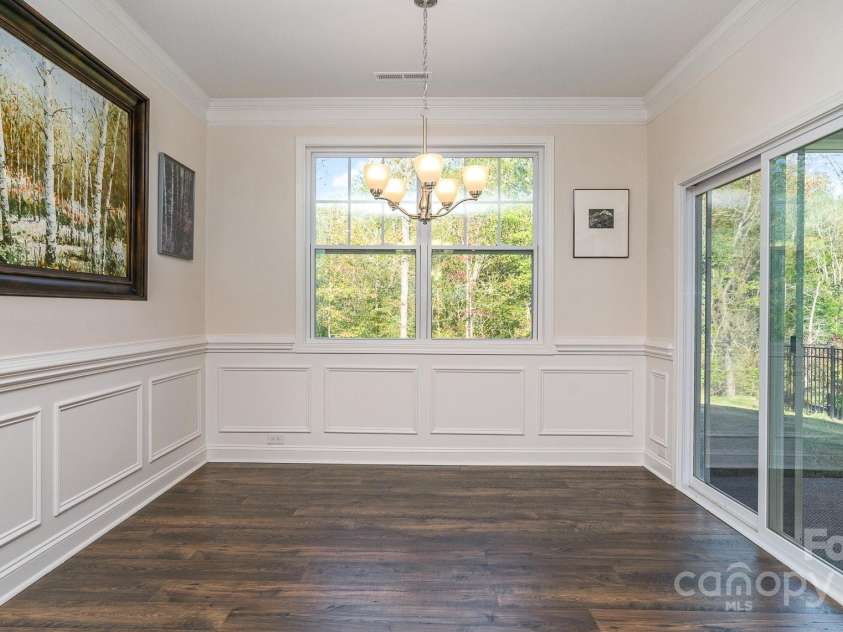 5043 Antebellum Drive, Iron Station, NC 28080.  MLS# CAR4245063, YatesRealty ID 7650. Dining Area