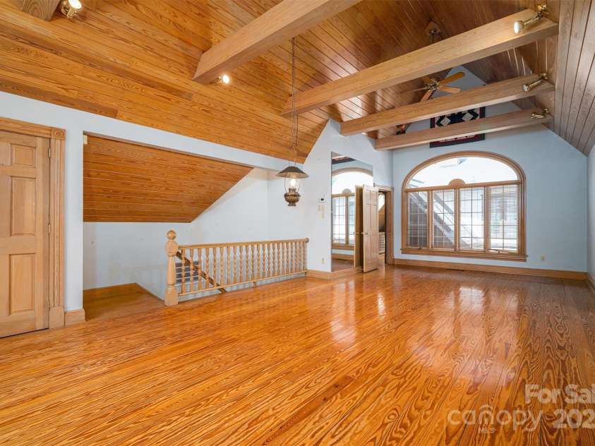 418 3rd Street, Hickory, NC 28601.  MLS# CAR4241824, YatesRealty ID 7651. 