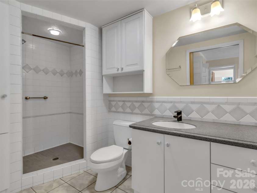 41 Balsam Shadows Drive, Maggie Valley, NC 28751.  MLS# CAR4362507, YatesRealty ID 7652. 