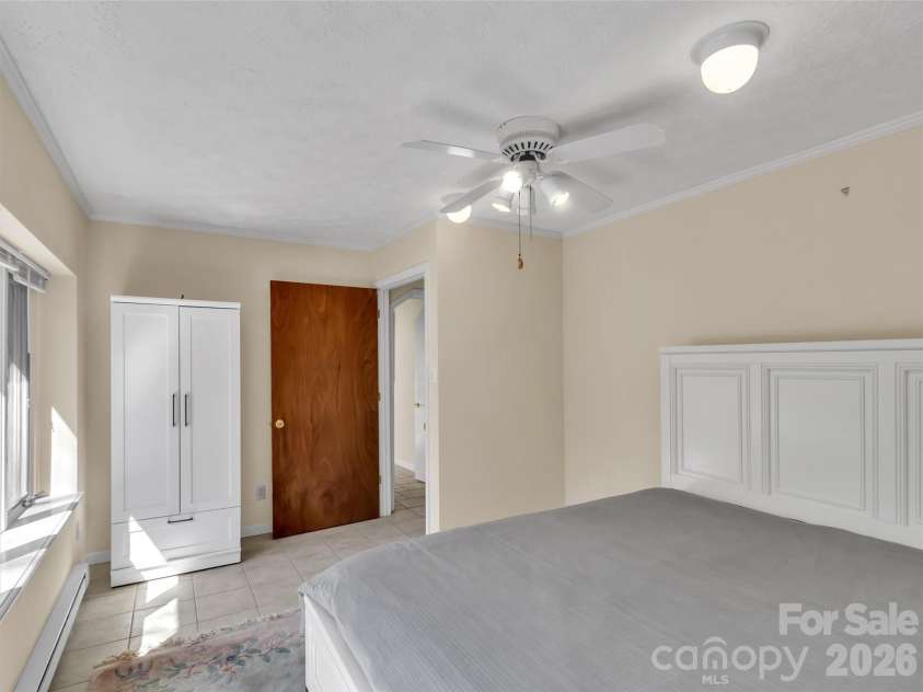41 Balsam Shadows Drive, Maggie Valley, NC 28751.  MLS# CAR4362507, YatesRealty ID 7652. 
