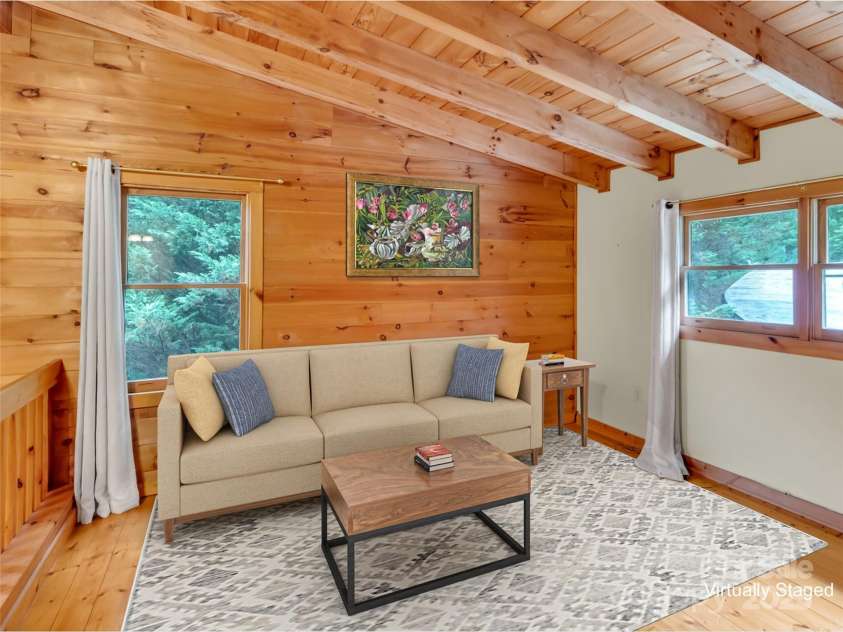 500 Beechwood Drive, Sylva, NC 28779.  MLS# CAR4271075, YatesRealty ID 7652. 