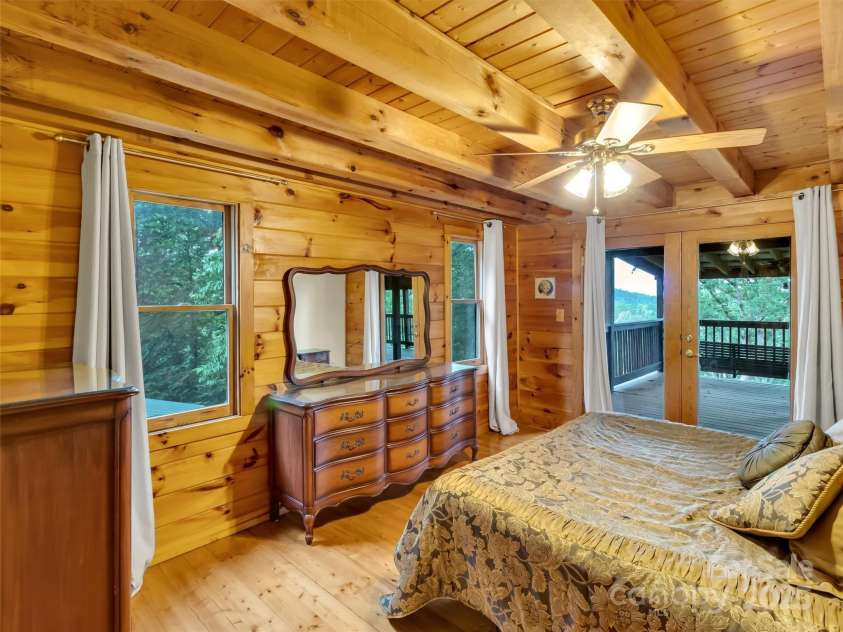 500 Beechwood Drive, Sylva, NC 28779.  MLS# CAR4271075, YatesRealty ID 7652. Primary Bedroom on Main Level