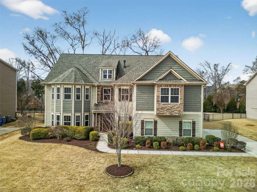 15317 Guthrie Drive, Huntersville, NC 28078.  MLS# CAR4350132, YatesRealty ID 7655. 