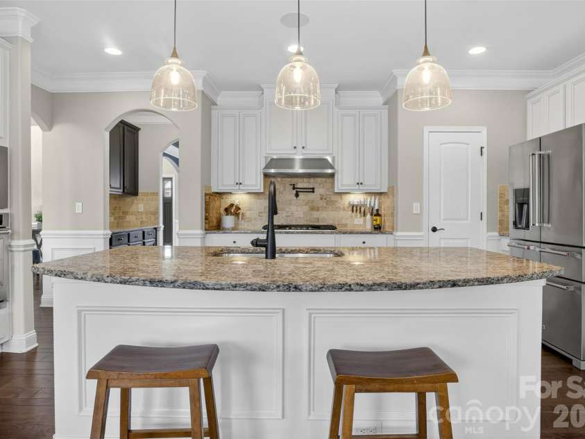 15317 Guthrie Drive, Huntersville, NC 28078.  MLS# CAR4350132, YatesRealty ID 7655. 