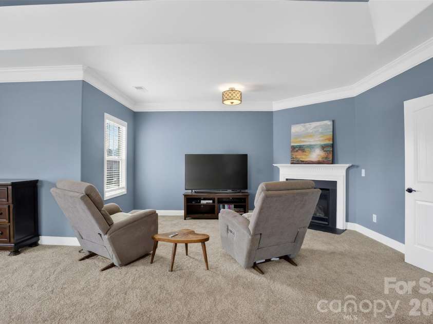 15317 Guthrie Drive, Huntersville, NC 28078.  MLS# CAR4350132, YatesRealty ID 7655. 