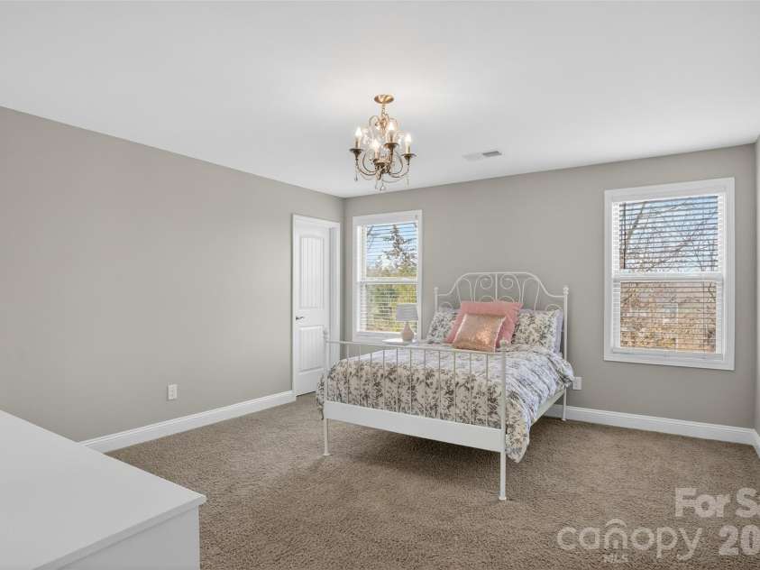 15317 Guthrie Drive, Huntersville, NC 28078.  MLS# CAR4350132, YatesRealty ID 7655. 