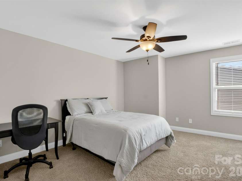 15317 Guthrie Drive, Huntersville, NC 28078.  MLS# CAR4350132, YatesRealty ID 7655. 