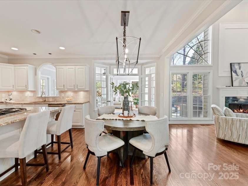 18322 Indian Oaks Lane, Davidson, NC 28036.  MLS# CAR4229184, YatesRealty ID 7655. 