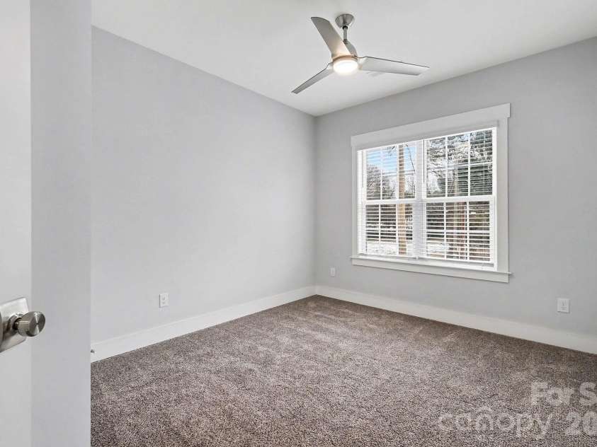 2305 Sanders Avenue, Charlotte, NC 28216.  MLS# CAR4421122, YatesRealty ID 7657. 
