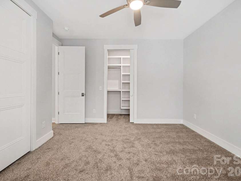 2305 Sanders Avenue, Charlotte, NC 28216.  MLS# CAR4421122, YatesRealty ID 7657. 
