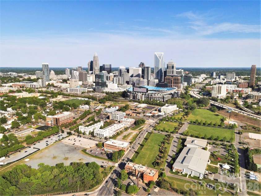 2305 Sanders Avenue, Charlotte, NC 28216.  MLS# CAR4421122, YatesRealty ID 7657. 