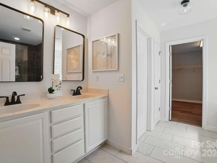 4607 Crewe Hall Lane, Waxhaw, NC 28173.  MLS# CAR4241478, YatesRealty ID 7658. 