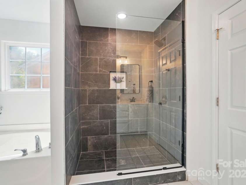 4607 Crewe Hall Lane, Waxhaw, NC 28173.  MLS# CAR4241478, YatesRealty ID 7658. 