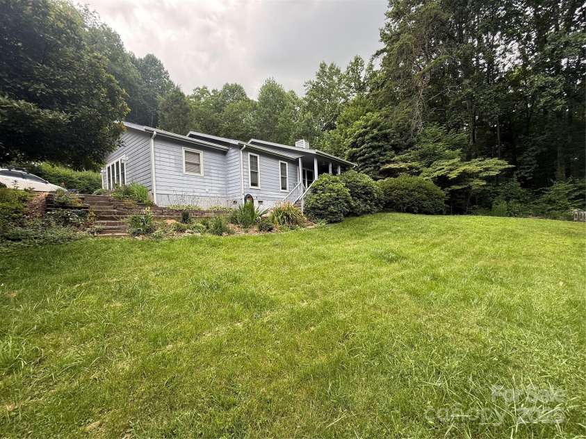 46 High Meadow Lane, Waynesville, NC 28786.  MLS# CAR4276841, YatesRealty ID 766. 