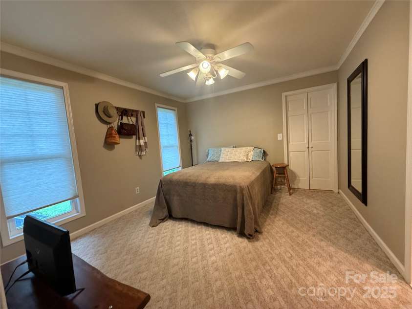 46 High Meadow Lane, Waynesville, NC 28786.  MLS# CAR4276841, YatesRealty ID 766. 