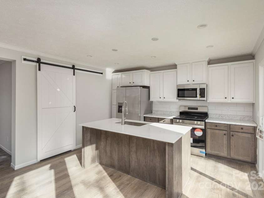 146 Lionel Street, Mooresboro, NC 28114.  MLS# CAR4205731, YatesRealty ID 7660. 