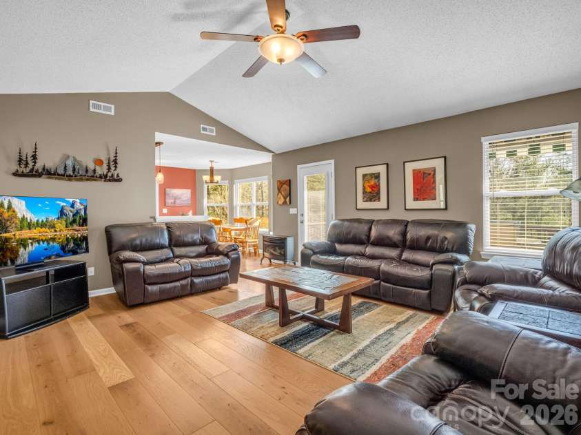 3 Wagon Trace, Flat Rock, NC 28731.  MLS# CAR4361926, YatesRealty ID 7660. 