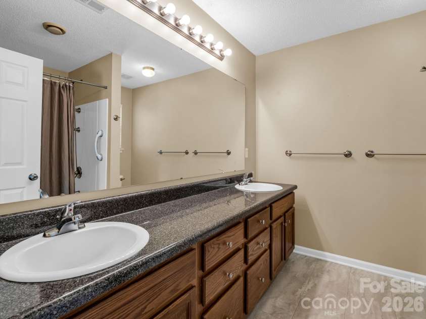 3 Wagon Trace, Flat Rock, NC 28731.  MLS# CAR4361926, YatesRealty ID 7660. 