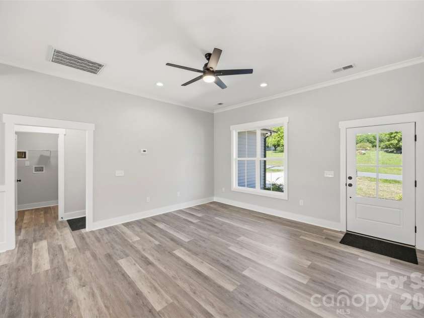 1010 Speight Road, Albemarle, NC 28001.  MLS# CAR4354152, YatesRealty ID 7662. 