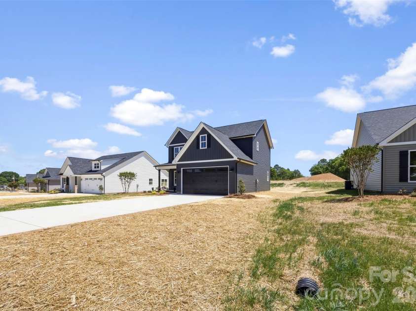 1004 Speight Road, Albemarle, NC 28001.  MLS# CAR4351117, YatesRealty ID 7663. 