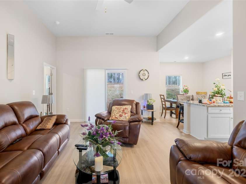 3222 Maple Ridge Drive, Gastonia, NC 28052.  MLS# CAR4234828, YatesRealty ID 7663. 