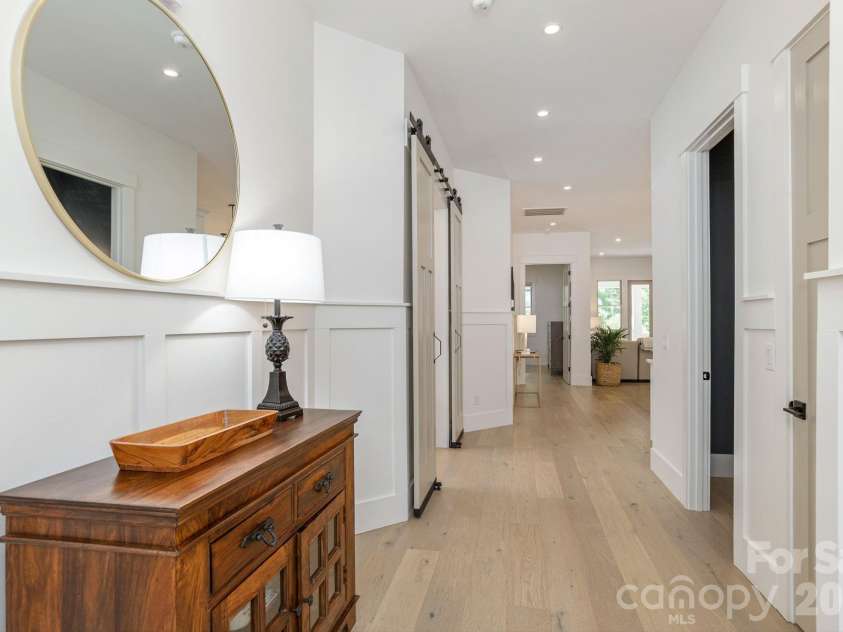 40 Hidden Pond Lane, Brevard, NC 28712.  MLS# CAR4355096, YatesRealty ID 7664. Entering the front door